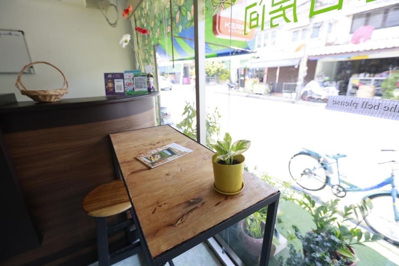Banana Hostel Donmuang Bangkok Zewnętrze zdjęcie