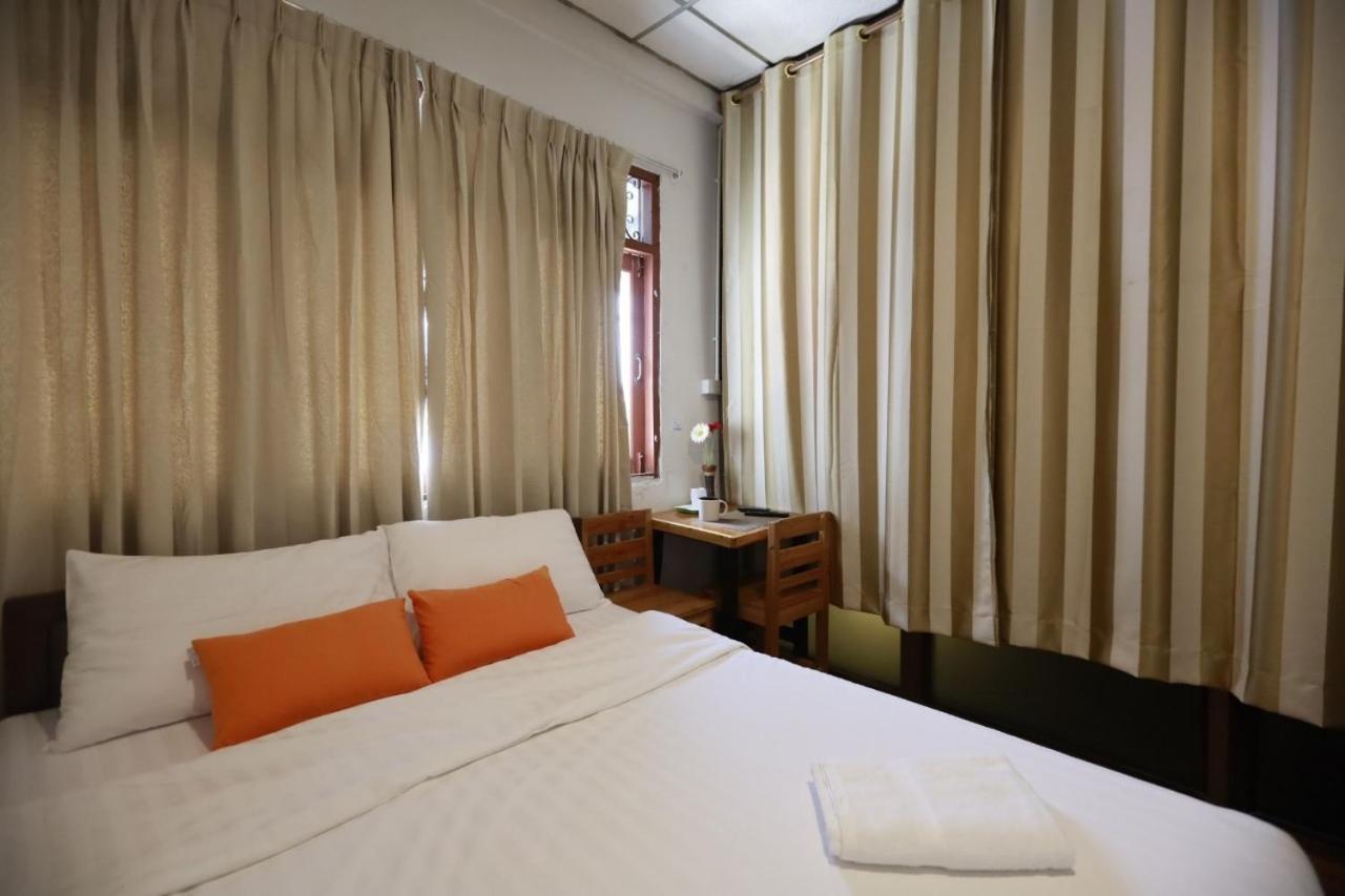 Banana Hostel Donmuang Bangkok Zewnętrze zdjęcie